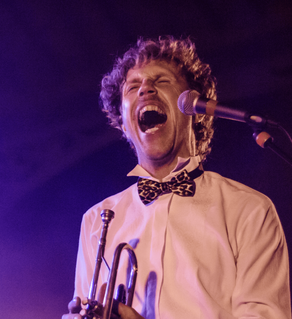 Alfredo Buendía - Alfredo Buendía y Los Picaflores